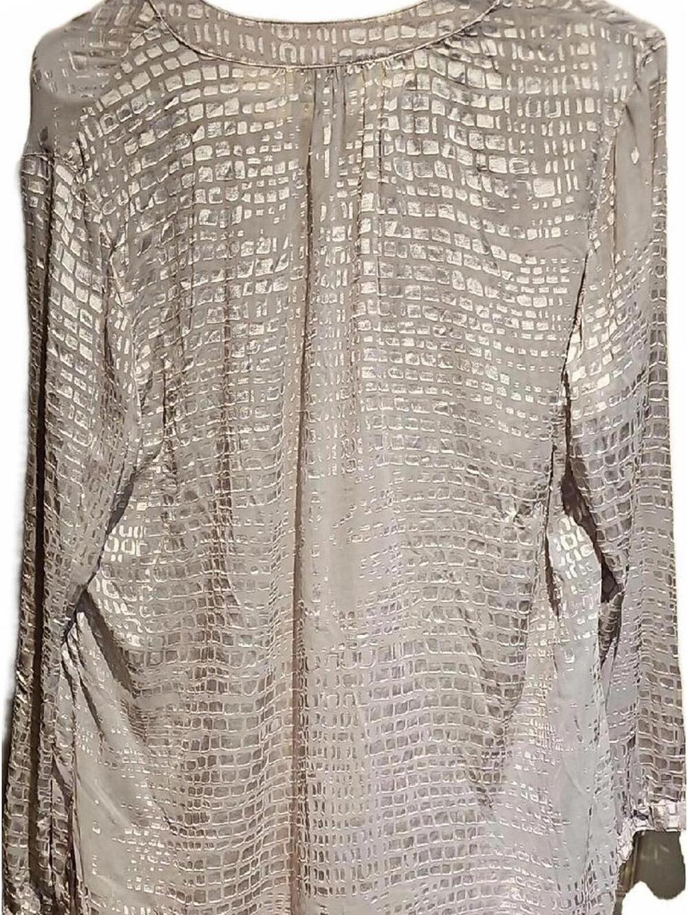 Chico's Metallic Textured Semi Sheer Top Size 2 (Large, 12) - Picture 8 of 8